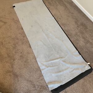 LULULEMON Yoga Mat Towel